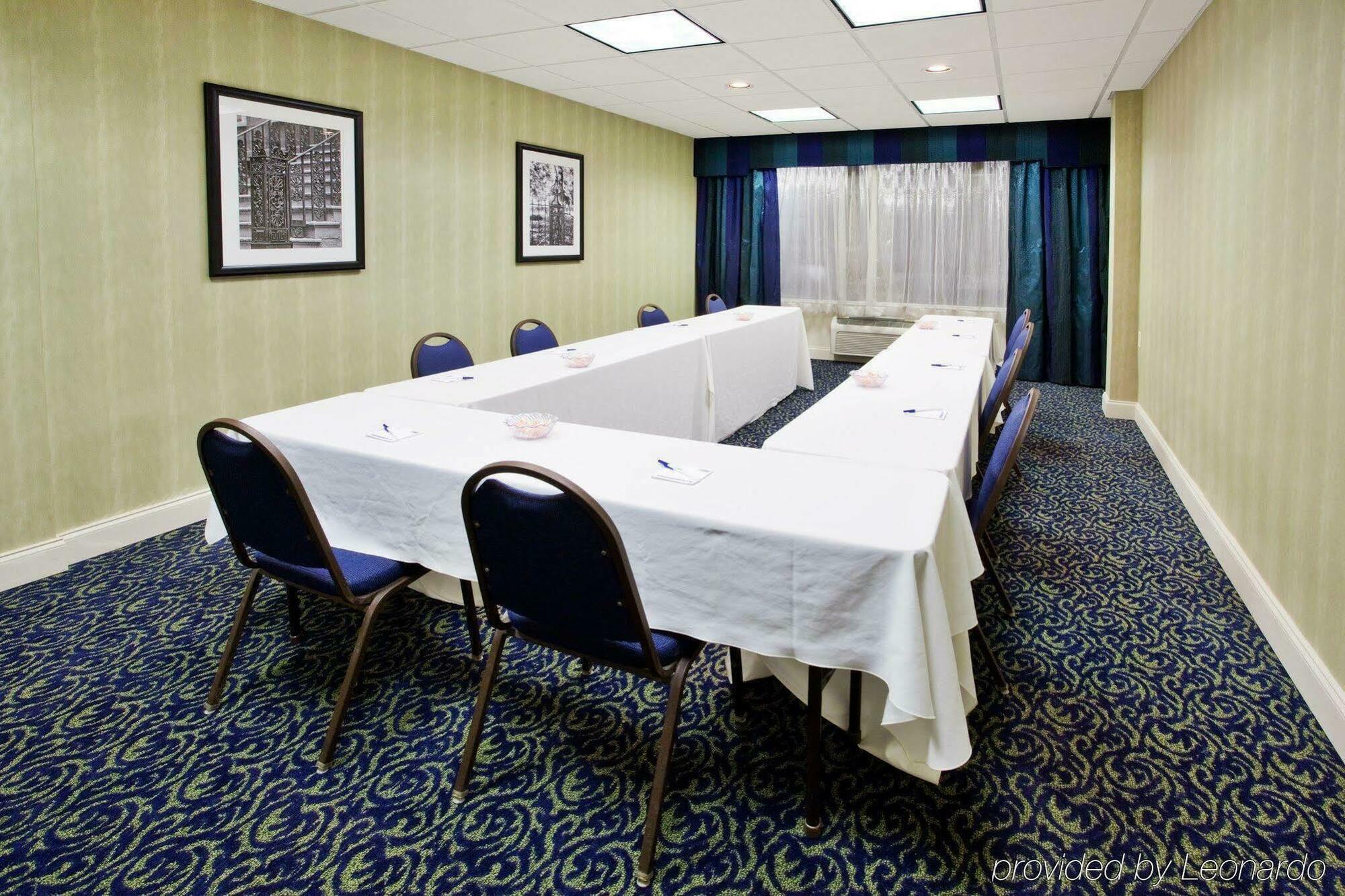 Holiday Inn Express - Atlanta-Kennesaw, An Ihg Hotel Business photo